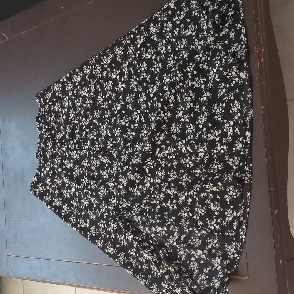 Zip floral slit skirt